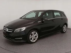 Nachtschwarz Gebraucht 2017 Mercedes B200 Van / Kleinbus | 16.900 € (Fairer Preis)