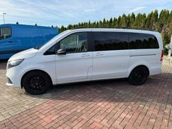 Weiß Gebraucht 2021 Mercedes V300 Edition Van / Kleinbus | 31.892 € (Superpreis)