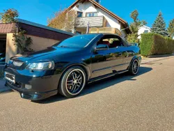 Schwarz Gebraucht 2003 Opel Astra Cabriolet Edition Cabrio | 9.399 €