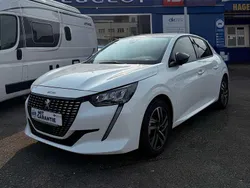 Lack weiss banquise/typ Gebraucht 2023 Peugeot 208 Allure Kleinwagen | 20.490 € (Fairer Preis)