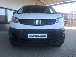 Weiß Gebraucht 2023 Fiat e-Scudo Van / Kleinbus | 41.760 € (Teuer)