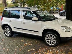 Weiß Gebraucht 2012 Skoda Yeti SUV | 5.888 € (Fairer Preis)