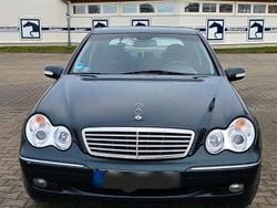 Schwarz Gebraucht 2003 Mercedes C180 Elegance Limousine | 3.500 € (Fairer Preis)
