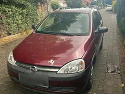 Rot Gebraucht 2002 Opel Corsa Kleinwagen | 799 € (Guter Preis)