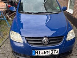 Blau Gebraucht 2006 VW Fox Kleinwagen | 3.000 € (Teuer)