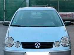 Silber Gebraucht 2003 VW Polo Basis Limousine | 3.000 € (Etwas zu teuer)