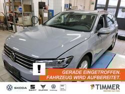 Mondsteingrau Gebraucht 2023 VW Passat Business Kombi | 27.880 € (Fairer Preis)