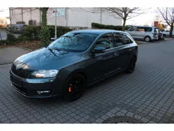 Grau Gebraucht 2018 Skoda Rapid Ambition Kombi | 11.900 € (Etwas zu teuer)