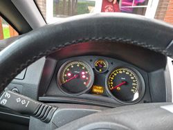 Silber Gebraucht 2010 Opel Zafira Van / Kleinbus | 3.600 €