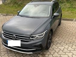 Grau Gebraucht 2021 VW Tiguan Elegance SUV | 21.500 € (Superpreis)
