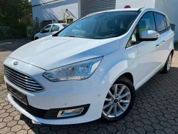 Weiß Gebraucht 2017 Ford Grand C-Max Titanium Van / Kleinbus | 7.799 € (Guter Preis)
