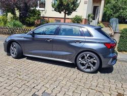Grau Gebraucht 2021 Audi A3 S-Line Kleinwagen | 27.900 € (Teuer)