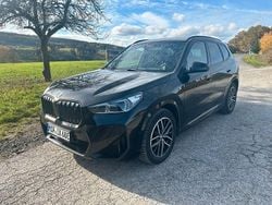 Schwarz Gebraucht 2022 BMW iX1 M Sport SUV | 37.000 € (Guter Preis)