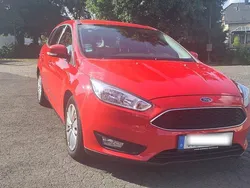 Rot Gebraucht 2016 Ford Focus Trend Kombi | 8.499 € (Fairer Preis)