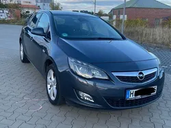 Blau Gebraucht 2010 Opel Astra Edition Limousine | 5.500 € (Fairer Preis)
