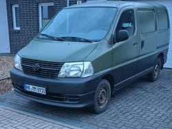 Grün Gebraucht 2008 Toyota HiAce Van / Kleinbus | 4.100 €