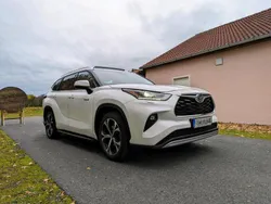 Weiß Gebraucht 2021 Toyota Highlander Hybrid Luxury SUV | 48.900 €