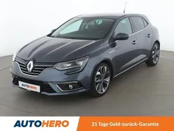 Grau Gebraucht 2019 Renault Mégane IV Bose Edition Limousine | 16.450 € (Teuer)