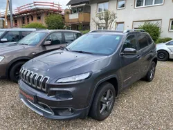 Grau Gebraucht 2015 Jeep Cherokee Limited SUV | 9.999 €