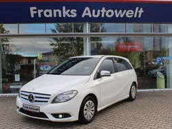 Calcitweiss unilack Gebraucht 2013 Mercedes B180 Van / Kleinbus | 6.990 € (Fairer Preis)