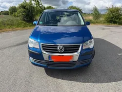 Blau Gebraucht 2007 VW Touran Van / Kleinbus | 2.950 €