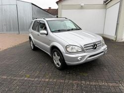 Silber Gebraucht 2001 Mercedes ML55 AMG AMG SUV | 8.750 €