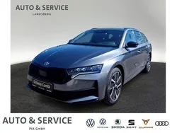 Grau Gebraucht 2025 Skoda Octavia SportLine Kombi | 40.790 € (Teuer)