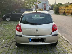 Gold Gebraucht 2007 Renault Clio II Dynamique Limousine | 900 €