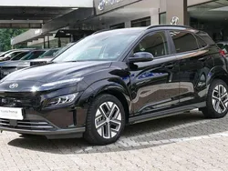 Phantom black Gebraucht 2023 Hyundai Kona Prime SUV | 29.490 € (Fairer Preis)