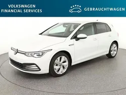Weiß Gebraucht 2020 VW Golf VII Style Limousine | 22.210 € (Fairer Preis)