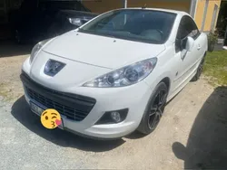 Grau Gebraucht 2011 Peugeot 207 CC Roland Garros Cabrio | 5.999 € (Etwas zu teuer)