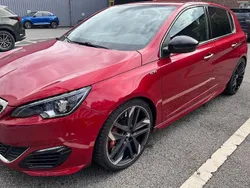 Rot Gebraucht 2015 Peugeot 308 GTi by Peugeot Sport Limousine | 12.999 € (Fairer Preis)