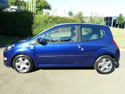 Violet Gebraucht 2013 Renault Twingo Initiale Paris Kleinwagen | 3.780 € (Guter Preis)