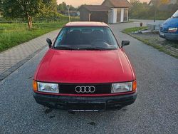 Rot Gebraucht 1991 Audi 80 Limousine | 1.199 €