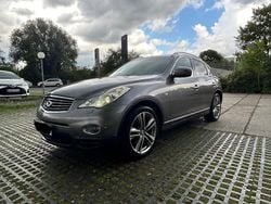 Grau Gebraucht 2012 Infiniti Ex30 SUV | 8.250 €