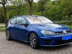 Blau Gebraucht 2014 VW Golf VII R Limousine | 32.000 €