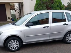 Silber Gebraucht 2005 Mazda 2 Limousine | 3.000 € (Fairer Preis)
