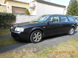 Schwarz metallic Gebraucht 2004 Audi A6 Kombi | 9.800 €
