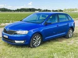 Blau Gebraucht 2016 Skoda Rapid Drive Kombi | 8.500 € (Fairer Preis)
