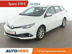 Weiß Gebraucht 2018 Toyota Auris Touring Sports Comfort Kombi | 12.220 € (Fairer Preis)