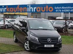Schwarz Gebraucht 2023 Mercedes Vito Van / Kleinbus | 34.999 € (Etwas zu teuer)