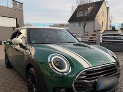 Grün Gebraucht 2021 Mini Clubman Kombi | 21.900 €