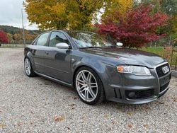 Grau Gebraucht 2006 Audi RS4 Performance Limousine | 59.900 € (Teuer)