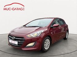 Rot Gebraucht 2016 Hyundai i30 Classic Limousine | 5.650 € (Guter Preis)