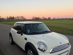 Beige Gebraucht 2010 Mini Cooper Kleinwagen | 5.500 € (Fairer Preis)