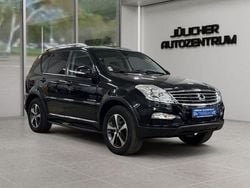 Schwarz Gebraucht 2018 Ssangyong (KGM) Rexton Sapphire SUV | 13.990 €
