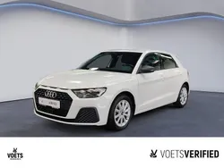 Cortinaweiß Gebraucht 2024 Audi A1 Sportback Advanced Kleinwagen | 23.680 € (Superpreis)
