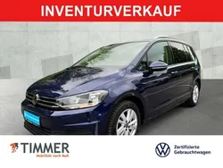 Blau Gebraucht 2024 VW Touran Comfortline Van / Kleinbus | 32.840 € (Fairer Preis)
