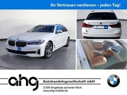 Weiß Gebraucht 2022 BMW 530e Luxury Line Kombi | 34.730 € (Guter Preis)