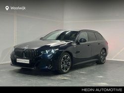 Schwarz Gebraucht 2024 BMW 530e Performance Kombi | 58.080 €